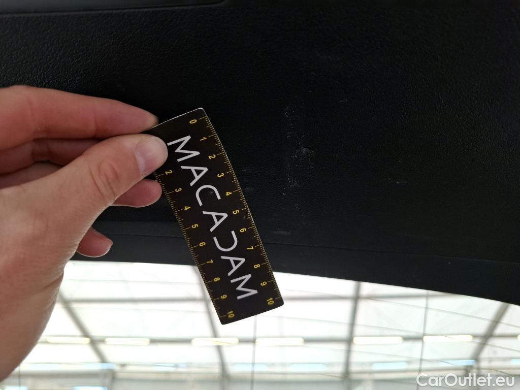  Bmw  Serie 1 BMW Série 1 / 2019 / 5P / Berline 1.5 116D DKG7 Business Design #46