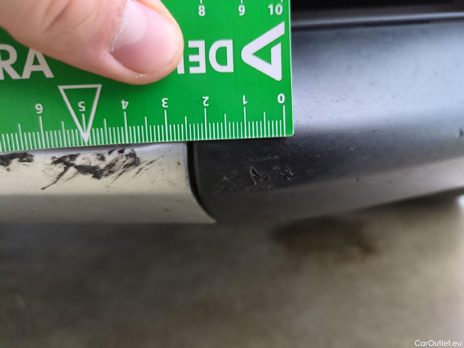  DS  DS7 DS DS 7 Crossback 5p SUV BlueHDi 130 Manuel Executive #37