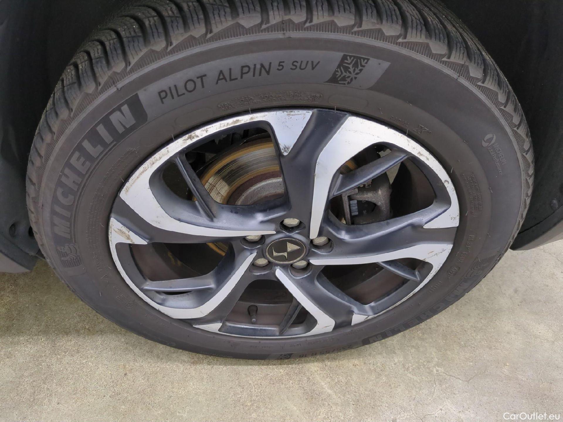  DS  DS7 DS DS 7 Crossback 5p SUV BlueHDi 130 Manuel Executive #16