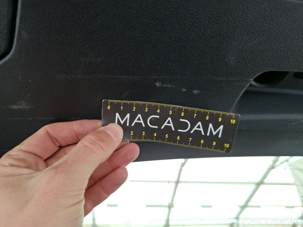  Bmw  Serie 1 BMW Série 1 / 2019 / 5P / Berline 1.5 116D DKG7 Business Design #44