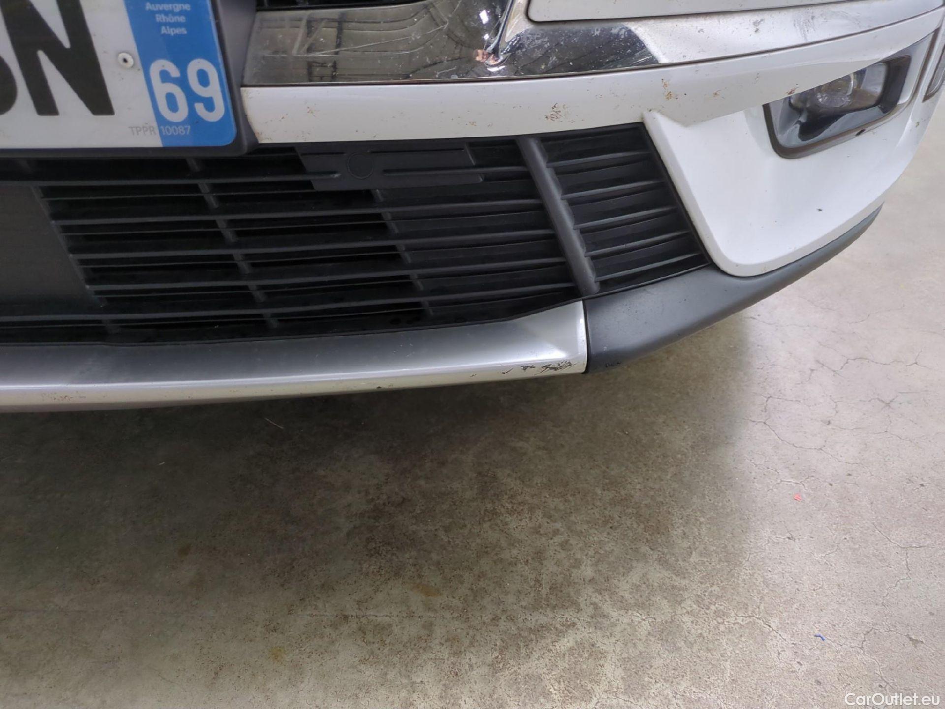  DS  DS7 DS DS 7 Crossback 5p SUV BlueHDi 130 Manuel Executive #35