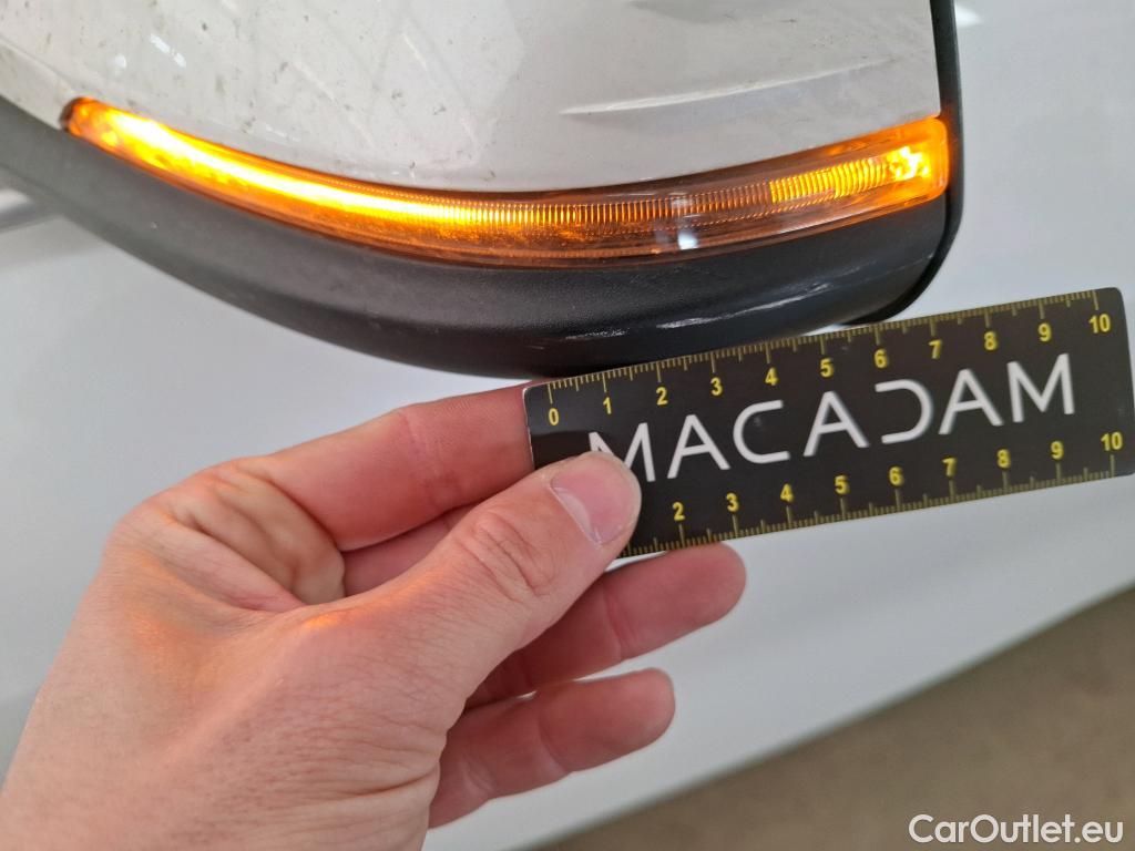  Bmw  Serie 1 BMW Série 1 / 2019 / 5P / Berline 1.5 116D DKG7 Business Design #67