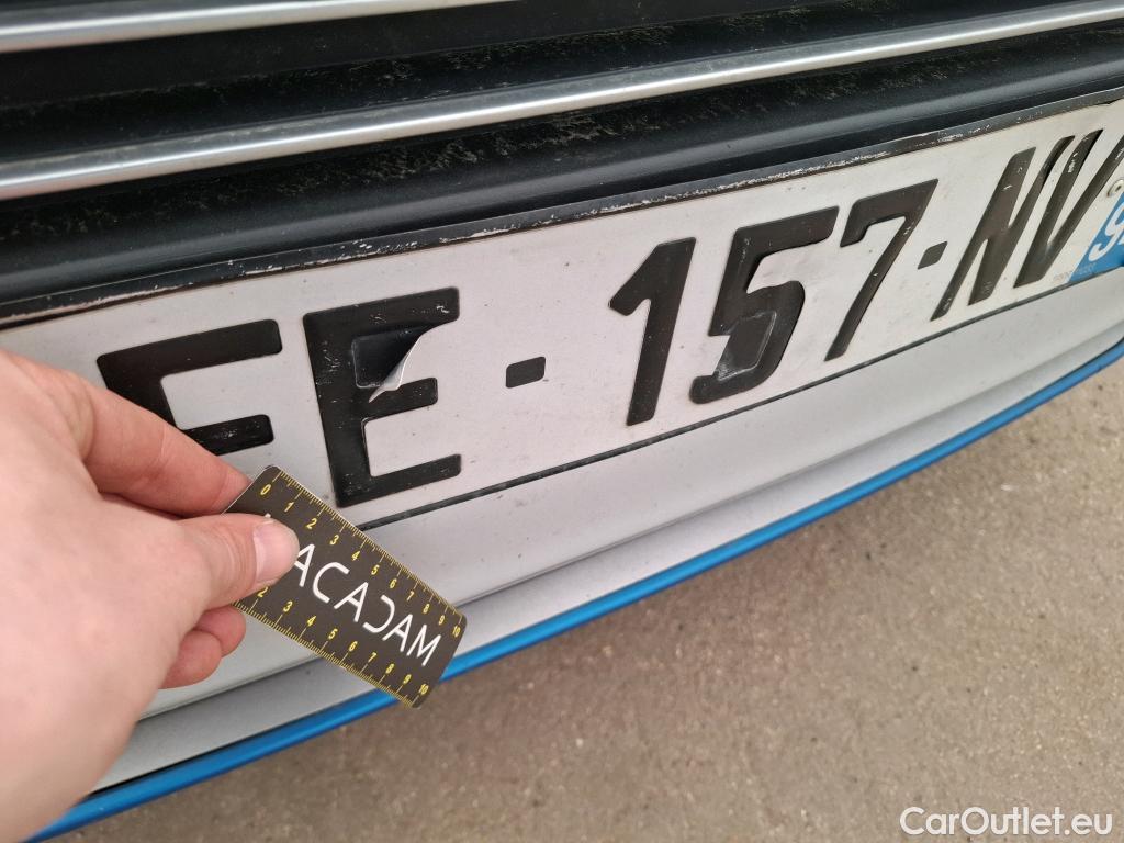  Hyundai   Ioniq HYUNDAI 5p Berline Plug-in Executive #39