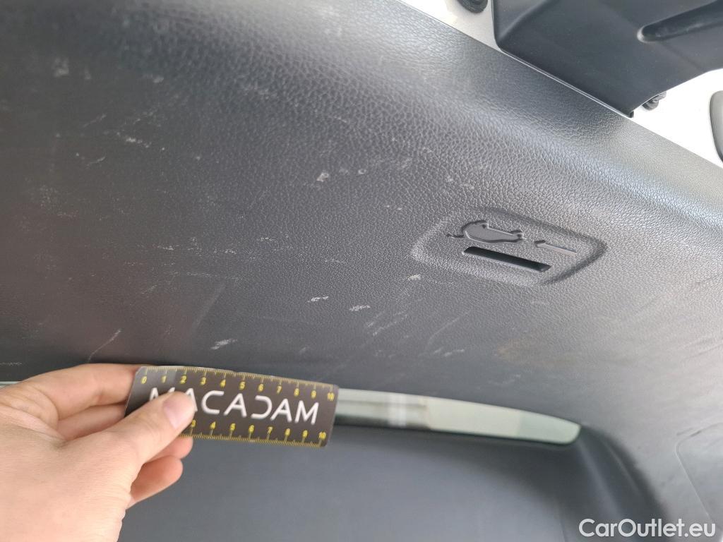  Hyundai   Ioniq HYUNDAI 5p Berline Plug-in Executive #30