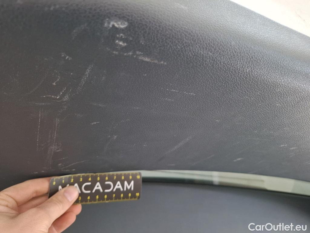  Hyundai   Ioniq HYUNDAI 5p Berline Plug-in Executive #29