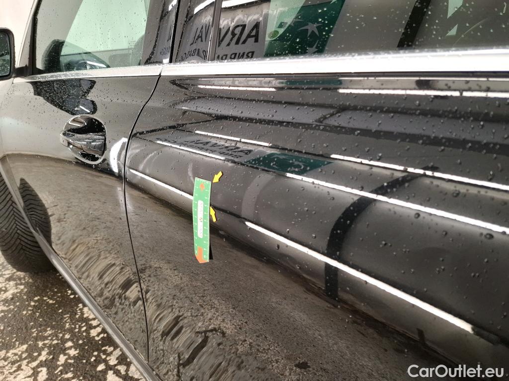  Mercedes  GLB MERCEDES-BENZ  / 2019 / 5P / SUV  200 d Business Line #8