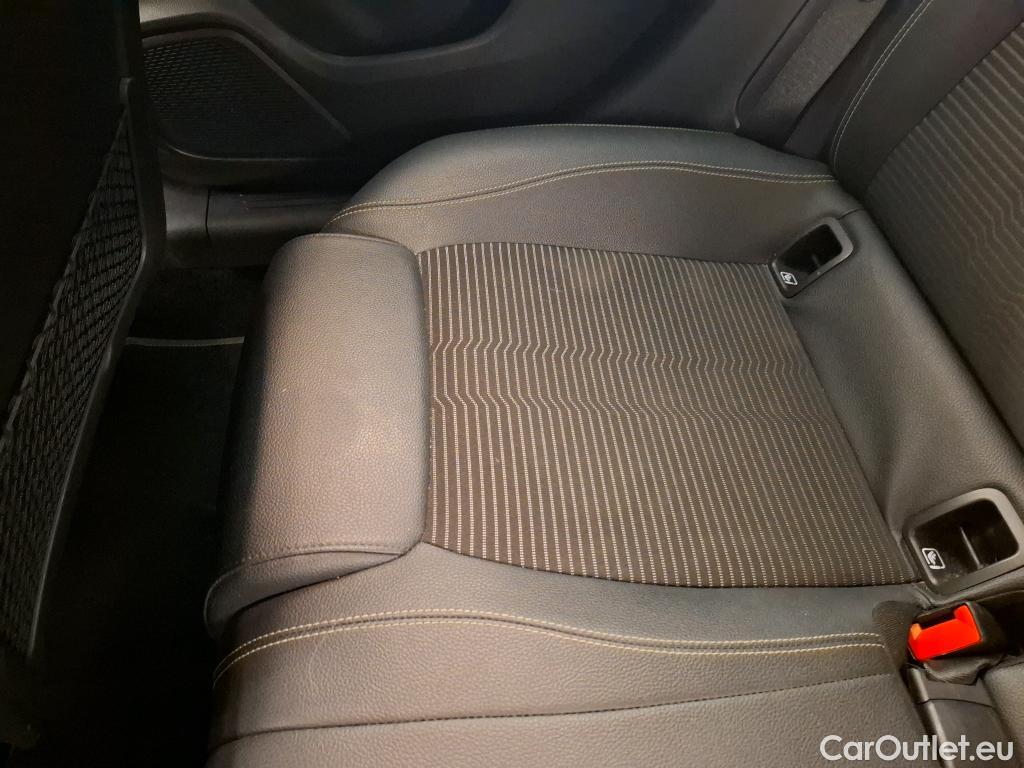  Mercedes  CLA-Klasse MERCEDES-BENZ CLA Shooting Brake / 2019 / 5P / Break CLA 180 d Business Line BA8 #11