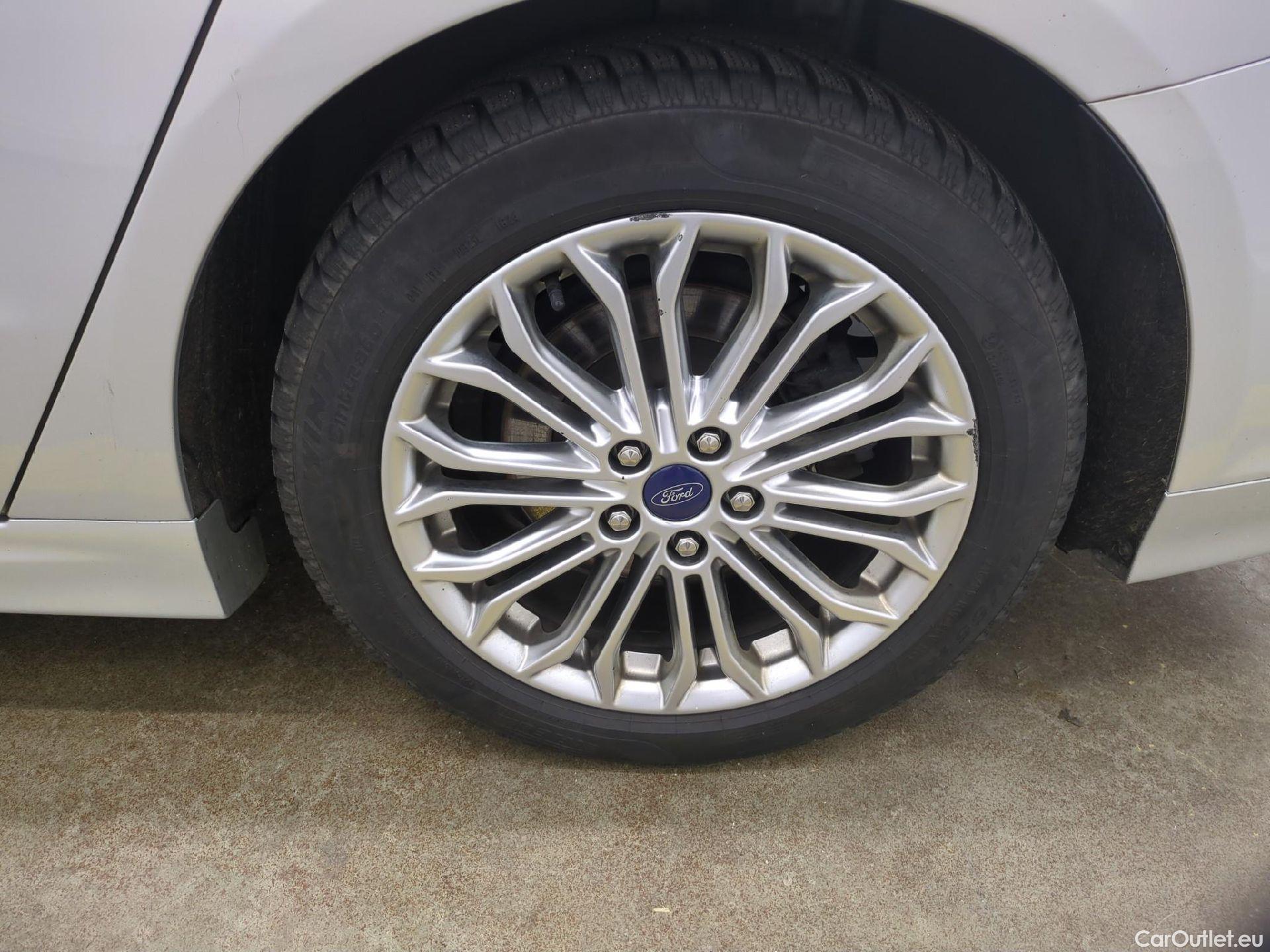  Ford  Mondeo  Break Titanium Business Hybrid 2.0 185CV BVA6 E6dT #12