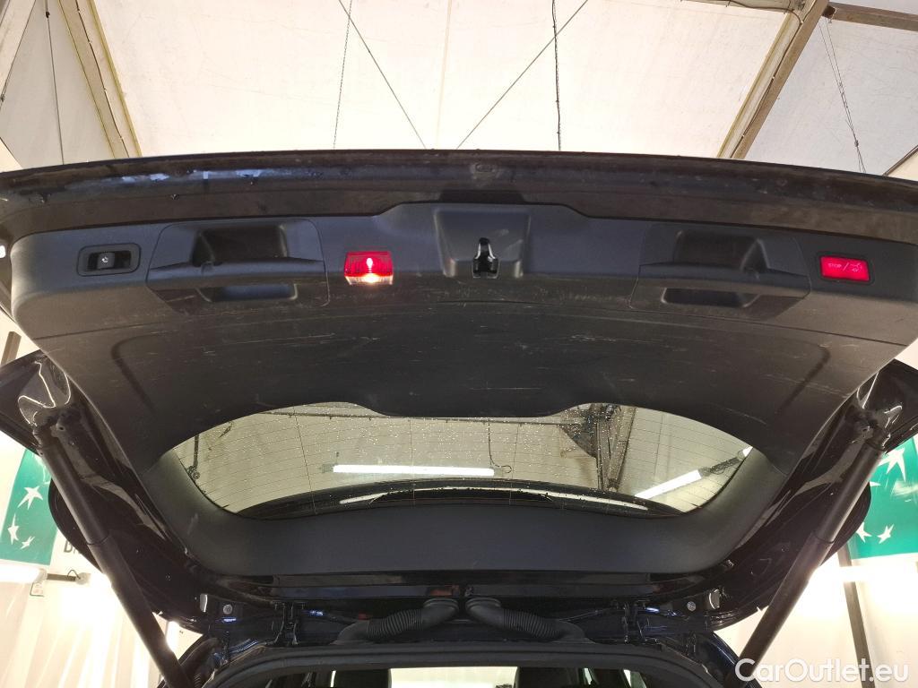  Mercedes  GLB MERCEDES-BENZ  / 2019 / 5P / SUV  200 d Business Line #5