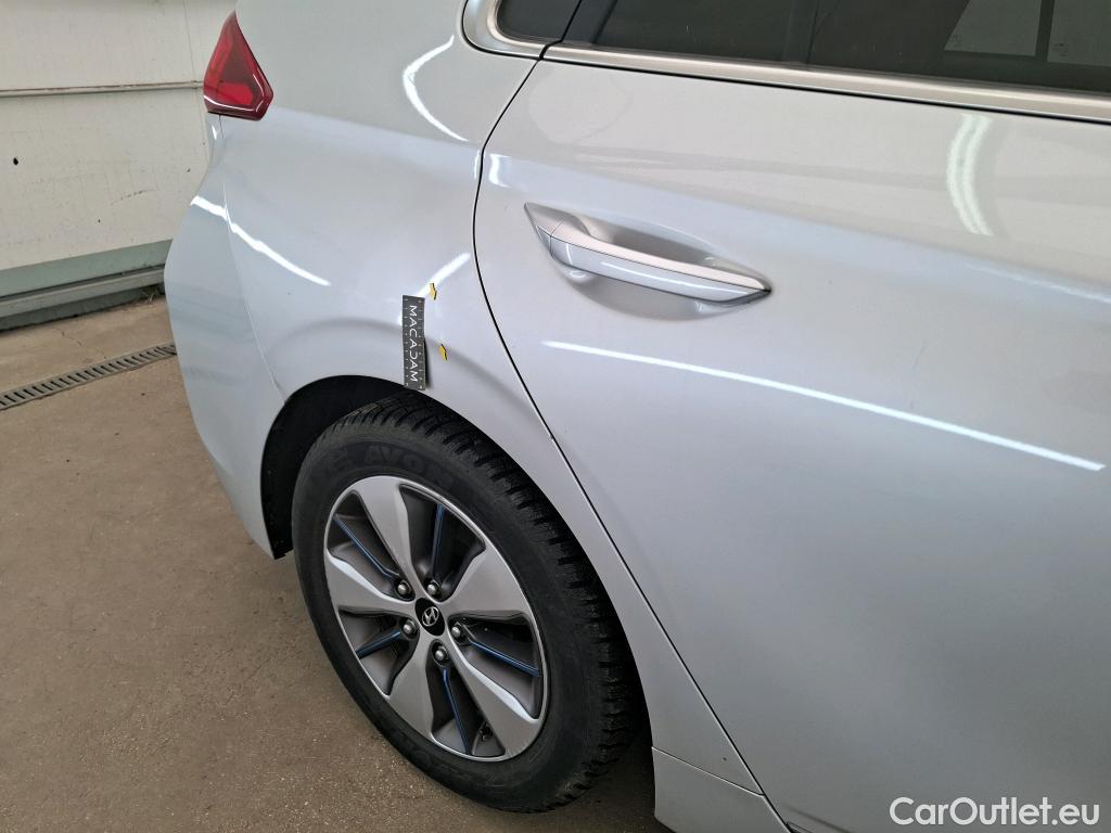  Hyundai   Ioniq HYUNDAI 5p Berline Plug-in Executive #1