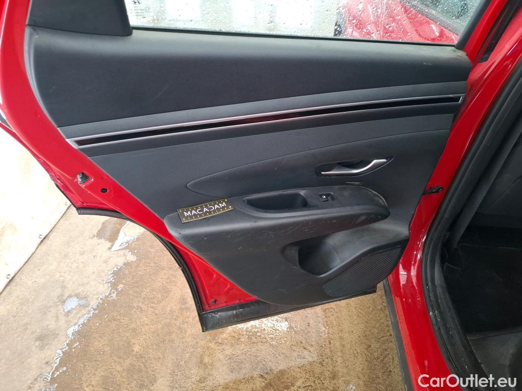  Hyundai  Tucson  Business Mild-Hybrid 2WD 1.6 CRDI 135CV BVA7 E6d #7