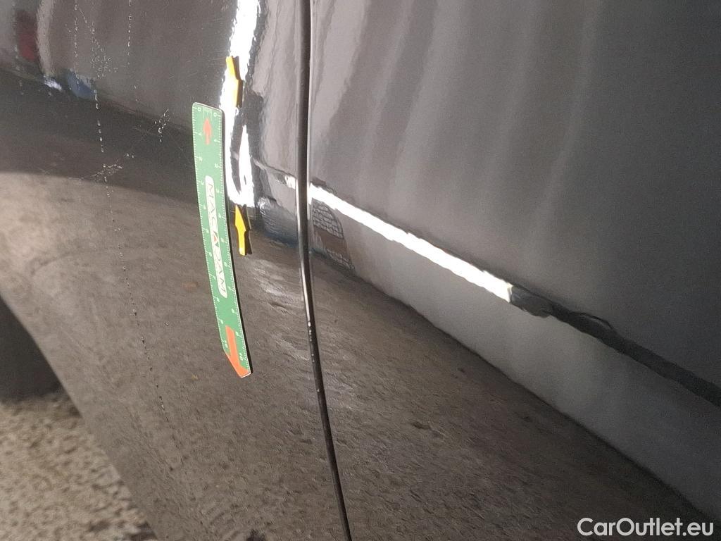  Mercedes  G-Klasee MERCEDES-BENZ GLC / 2019 / 5P / SUV 2.0 GLC 300 DE BUSINESS LINE 4MATIC #5