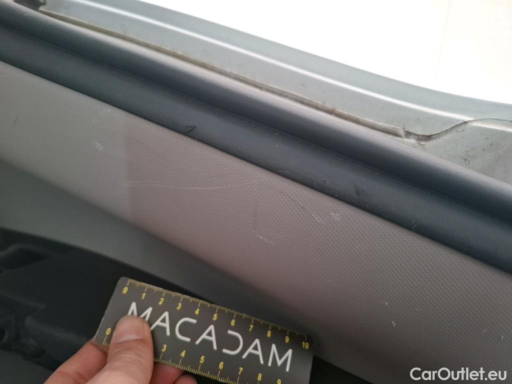  Hyundai   Ioniq HYUNDAI 5p Berline Plug-in Executive #25