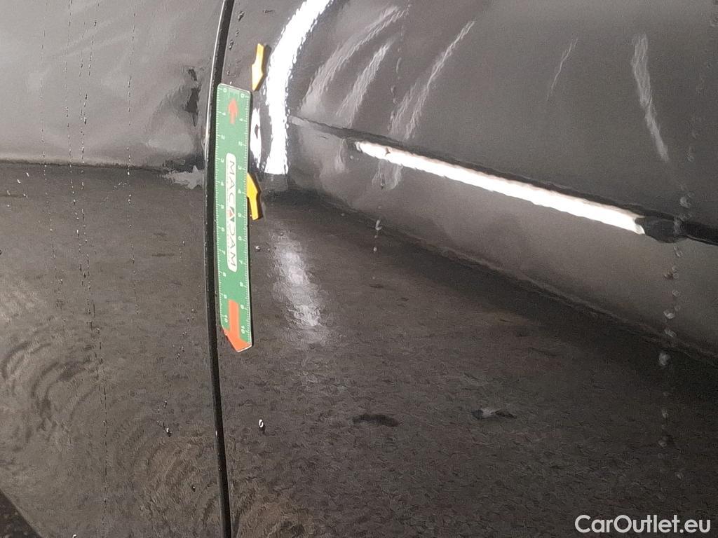  Mercedes  G-Klasee MERCEDES-BENZ GLC / 2019 / 5P / SUV 2.0 GLC 300 DE BUSINESS LINE 4MATIC #2