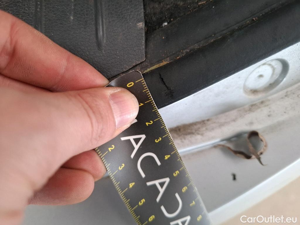  Hyundai   Ioniq HYUNDAI 5p Berline Plug-in Executive #4