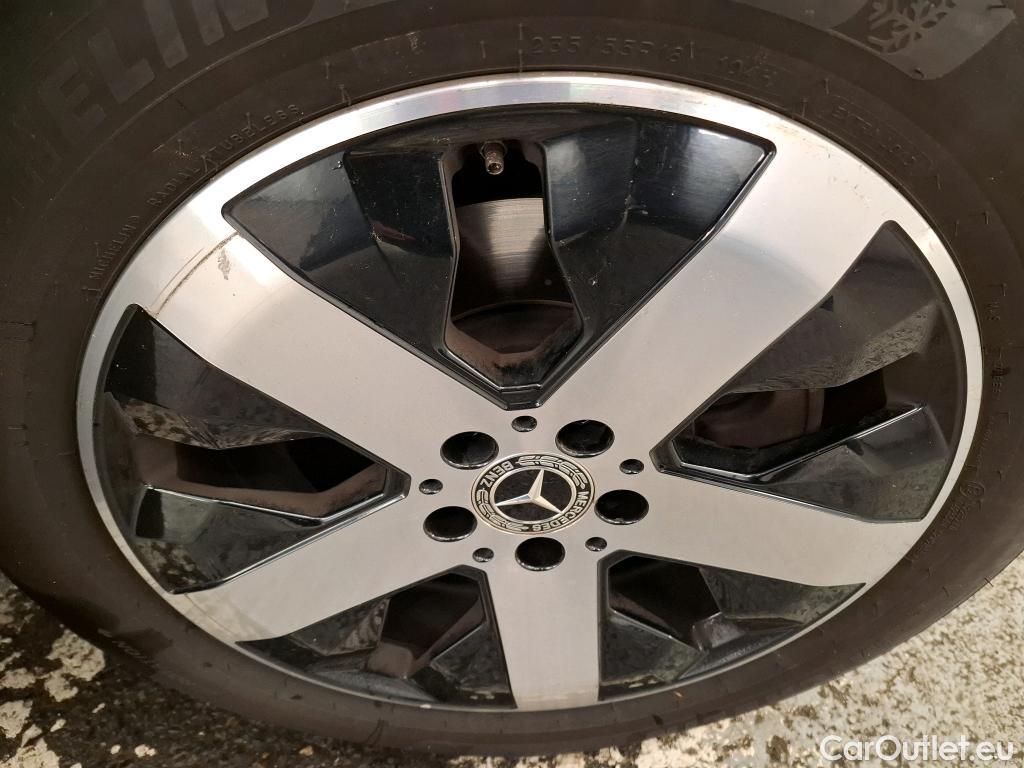  Mercedes  GLB MERCEDES-BENZ  / 2019 / 5P / SUV  200 d Business Line #2