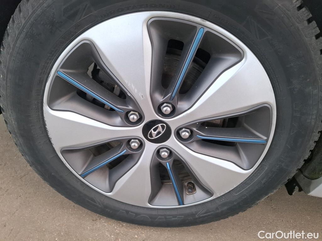  Hyundai   Ioniq HYUNDAI 5p Berline Plug-in Executive #20