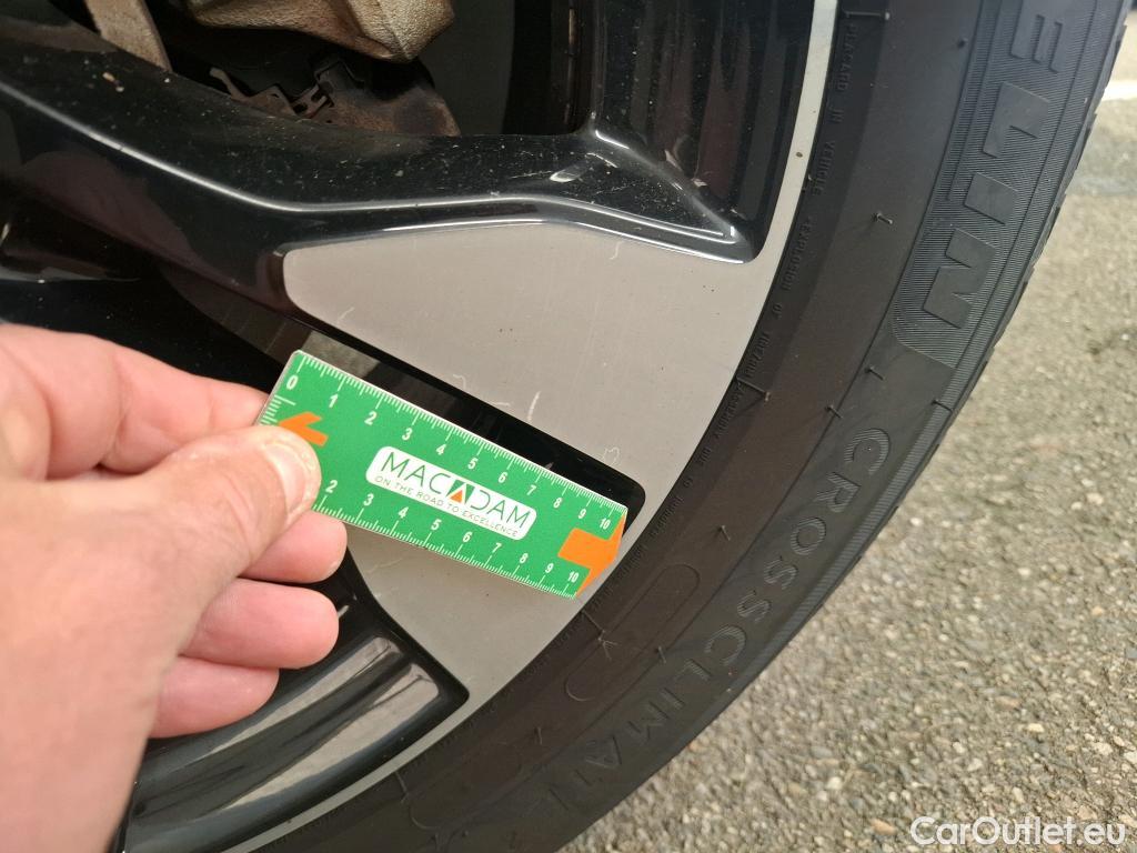  Opel   Grandland X Grandland X Elegance Business 1.5 130CV BVA8 E6d #31