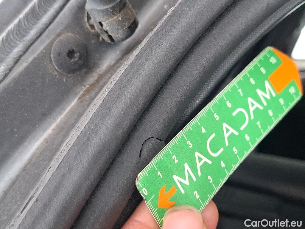  Mercedes  G-Klasee MERCEDES-BENZ GLC / 2019 / 5P / SUV GLC 200 d Business Line #25