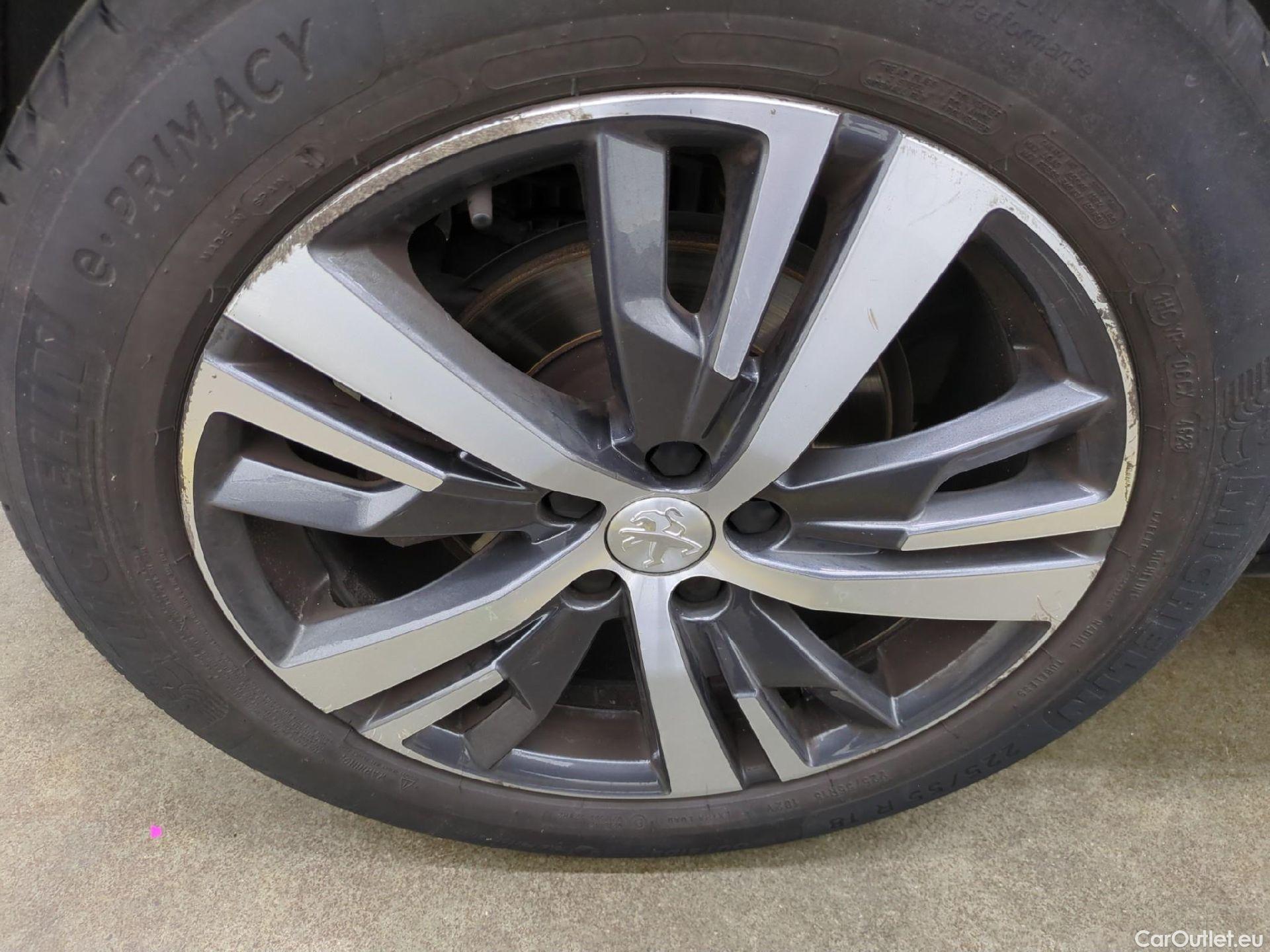  Peugeot  3008  II Allure 1.5 HDi 130CV BVA8 E6d #35