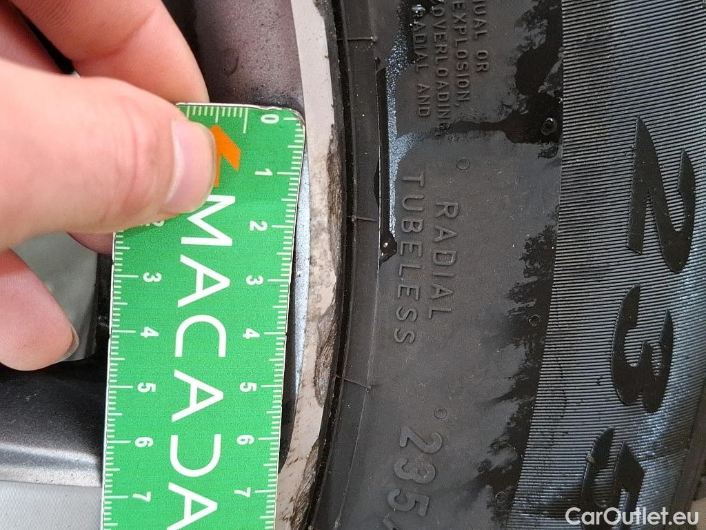  Mercedes  G-Klasee MERCEDES-BENZ GLC / 2019 / 5P / SUV GLC 200 d Business Line #19