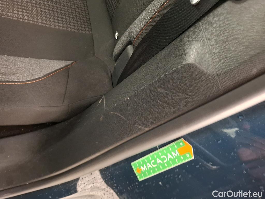  Peugeot  3008  II Active Pack 1.2 PureTech 130CV BVA8 E6d #37