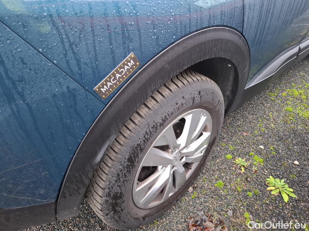  Peugeot  3008  II Active Pack 1.2 PureTech 130CV BVA8 E6d #44