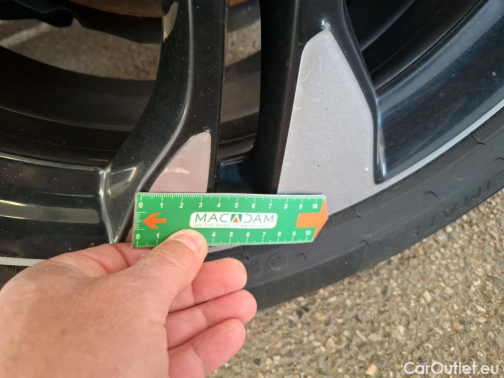  Opel   Grandland X Grandland X Elegance Business 1.5 130CV BVA8 E6d #10