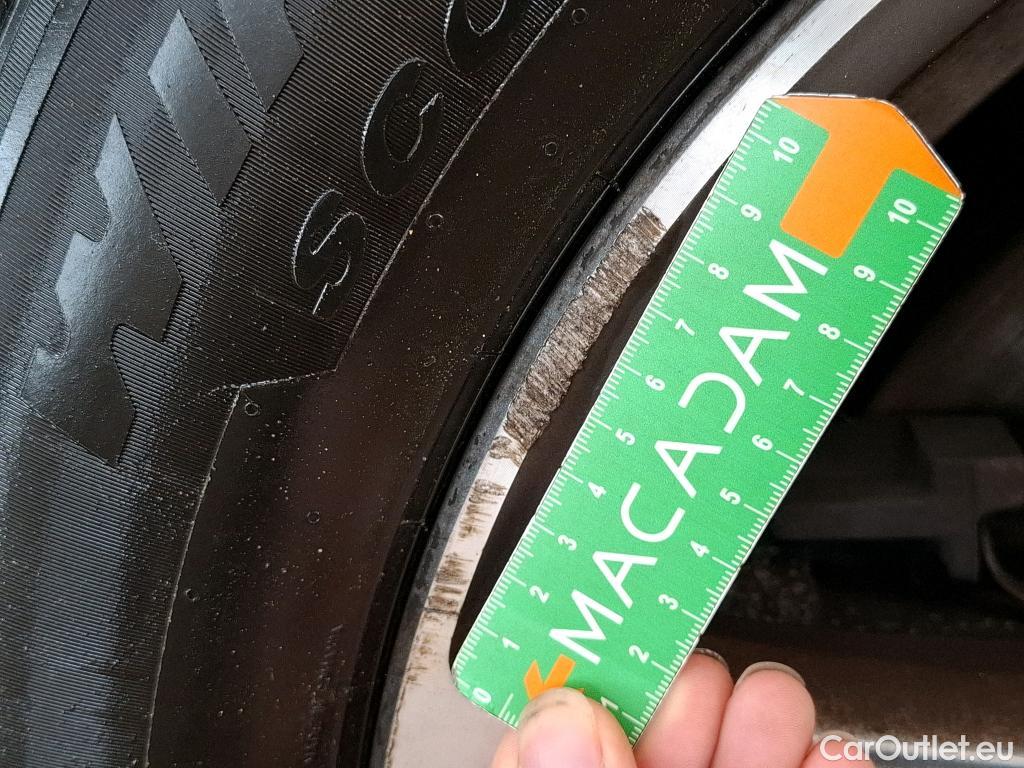  Mercedes  G-Klasee MERCEDES-BENZ GLC / 2019 / 5P / SUV GLC 200 d Business Line #17