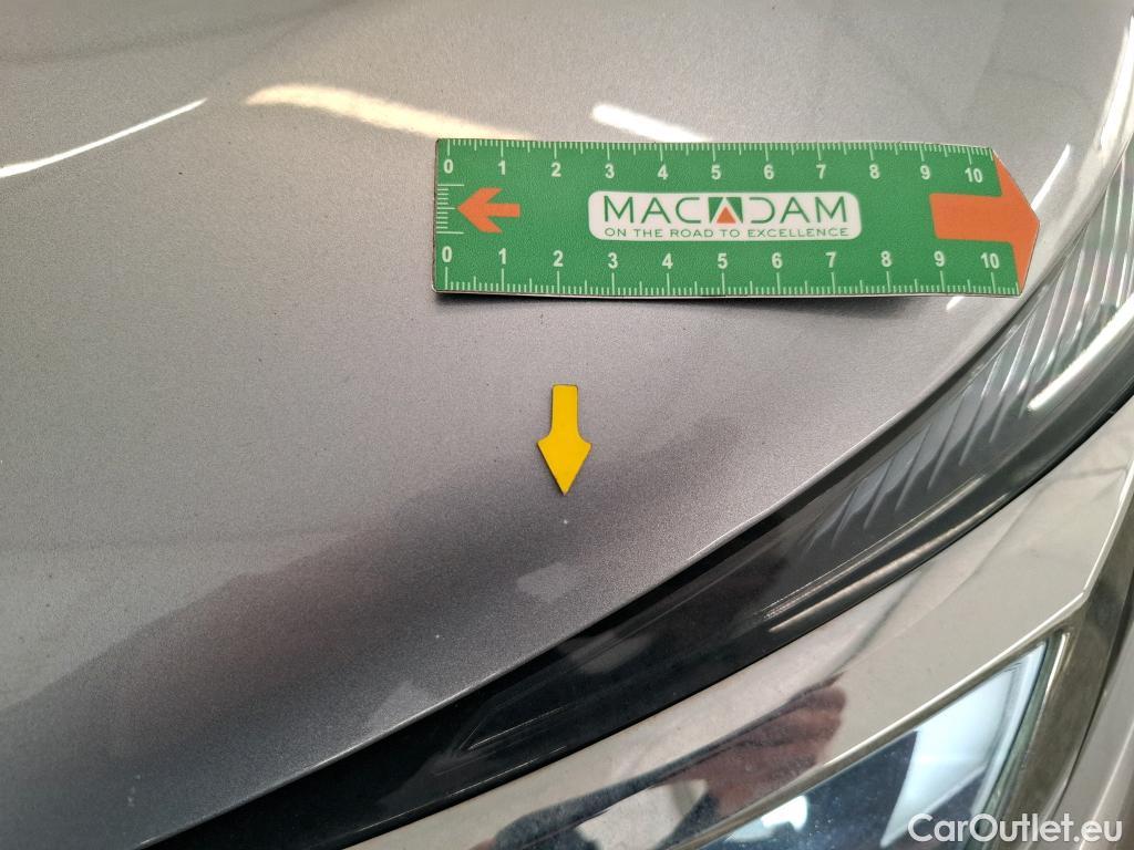  Opel   Grandland X Grandland X Elegance Business 1.5 130CV BVA8 E6d #4