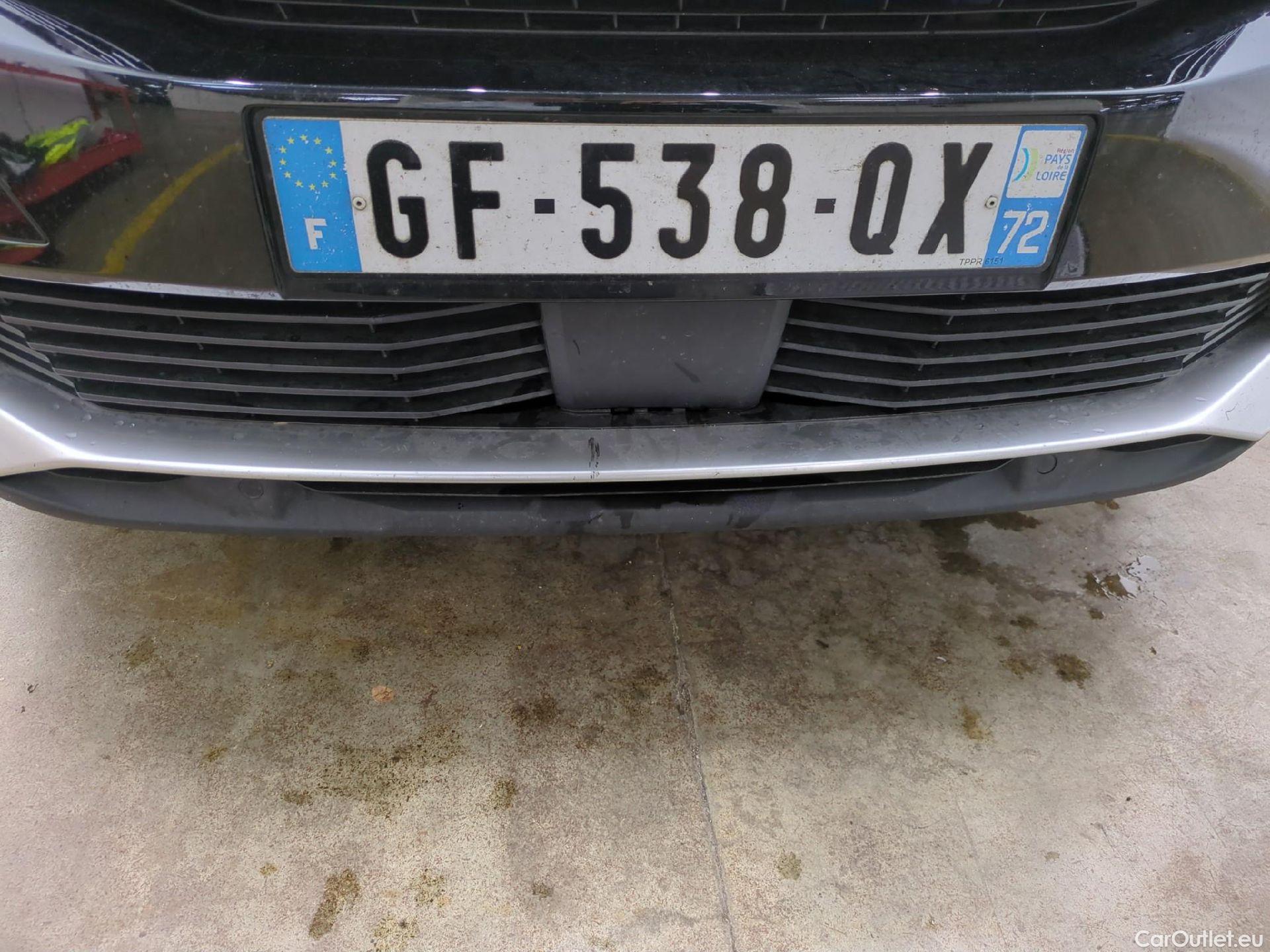  Peugeot  3008  II Allure 1.5 HDi 130CV BVA8 E6d #56