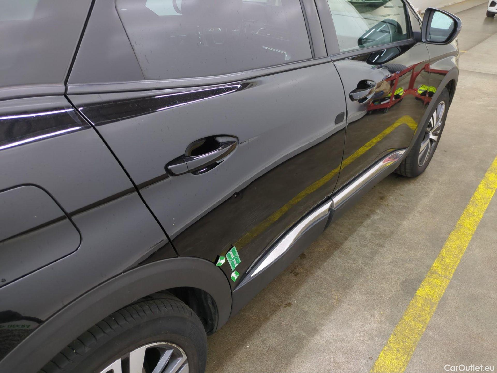  Peugeot  3008  II Allure 1.5 HDi 130CV BVA8 E6d #39