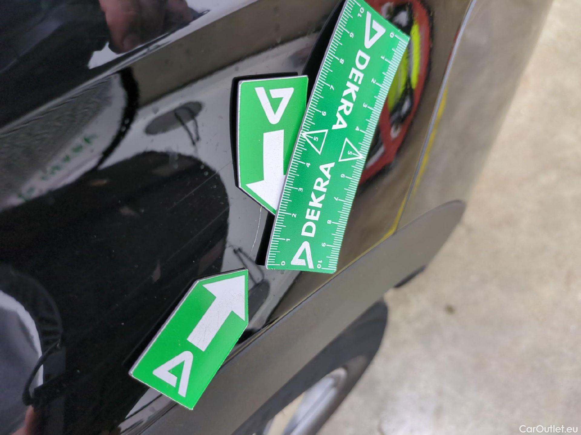  Peugeot  3008  II Allure 1.5 HDi 130CV BVA8 E6d #46