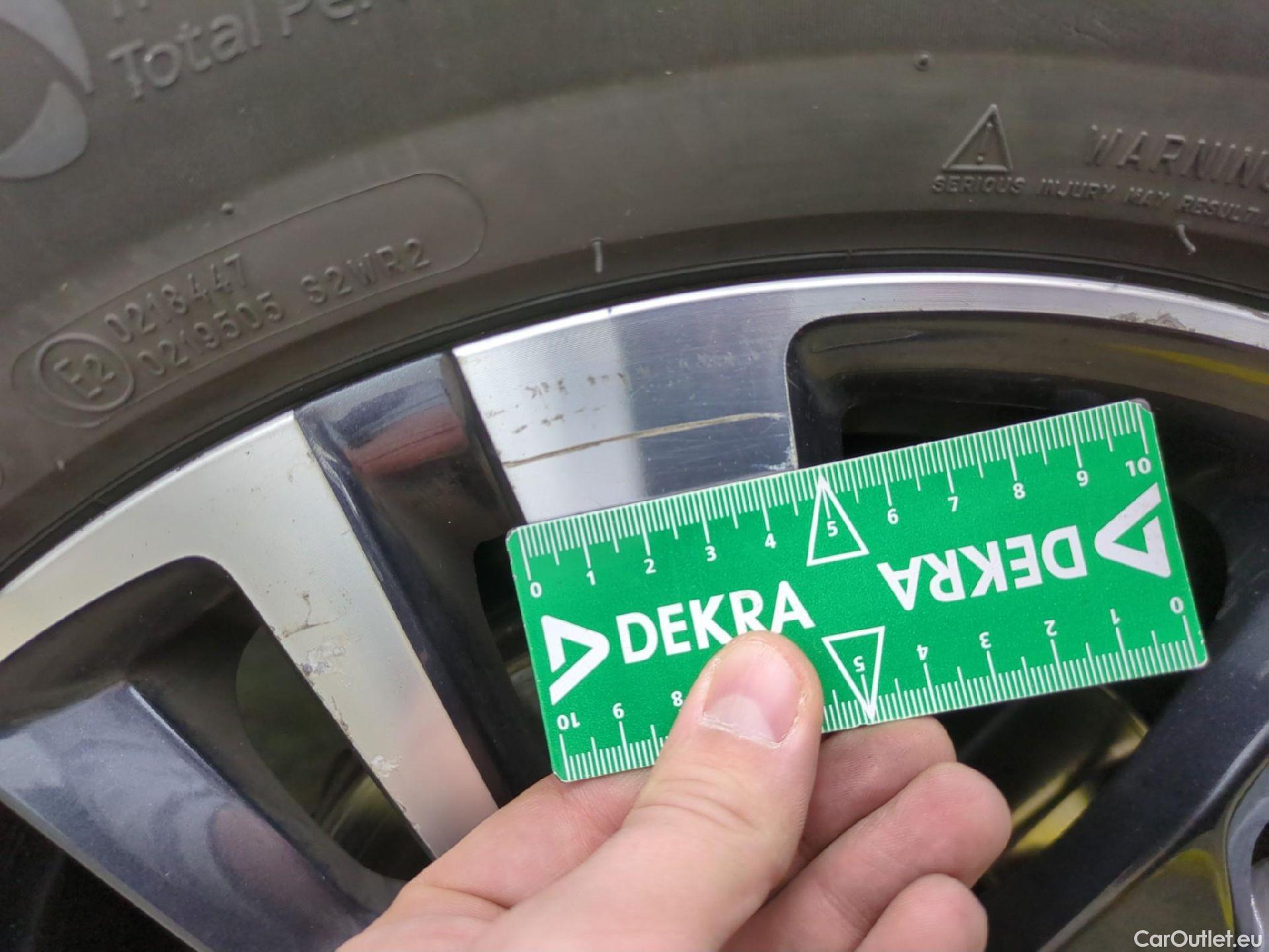  Peugeot  3008  Allure Business 1.2 PureTech 130CV BVA8 E6dT #9