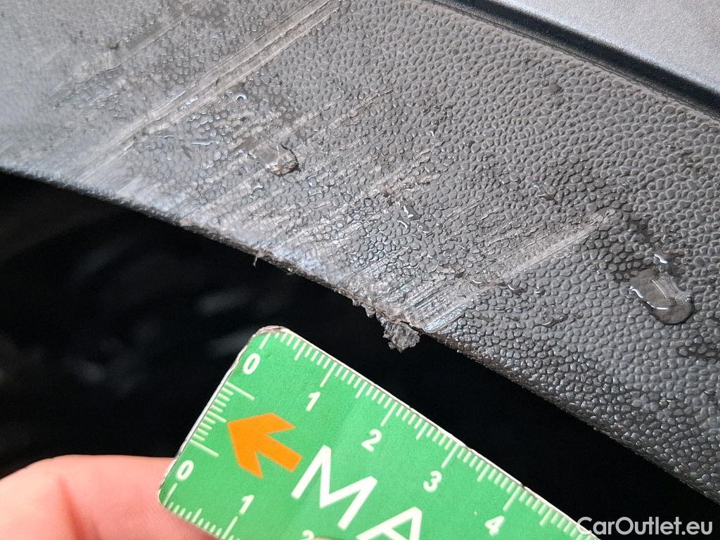  Mercedes  G-Klasee MERCEDES-BENZ GLC / 2019 / 5P / SUV GLC 200 d Business Line #23