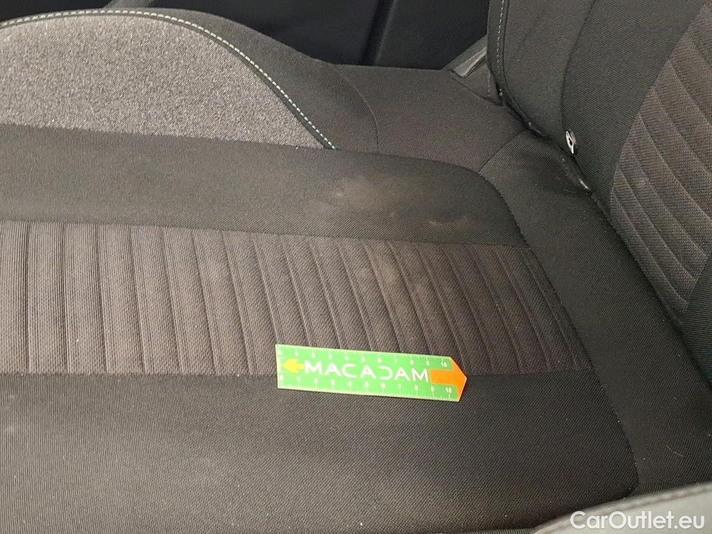  Peugeot  3008  II Style 1.5 HDi 130CV BVA8 E6d #10