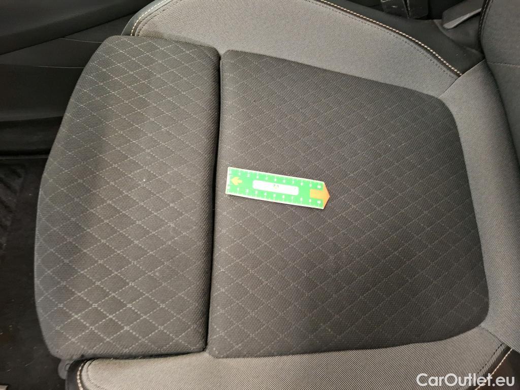  Opel   Grandland X Grandland X Elegance Business 1.5 130CV BVA8 E6d #19