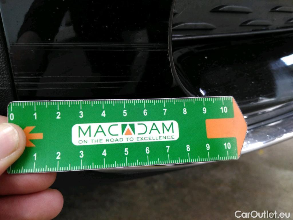  Mercedes  G-Klasee MERCEDES-BENZ GLC / 2019 / 5P / SUV GLC 300 de AMG Line 4Matic #14