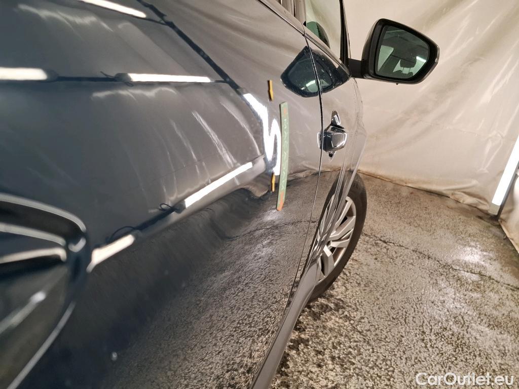  Peugeot  3008  II Active Pack 1.2 PureTech 130CV BVA8 E6d #13