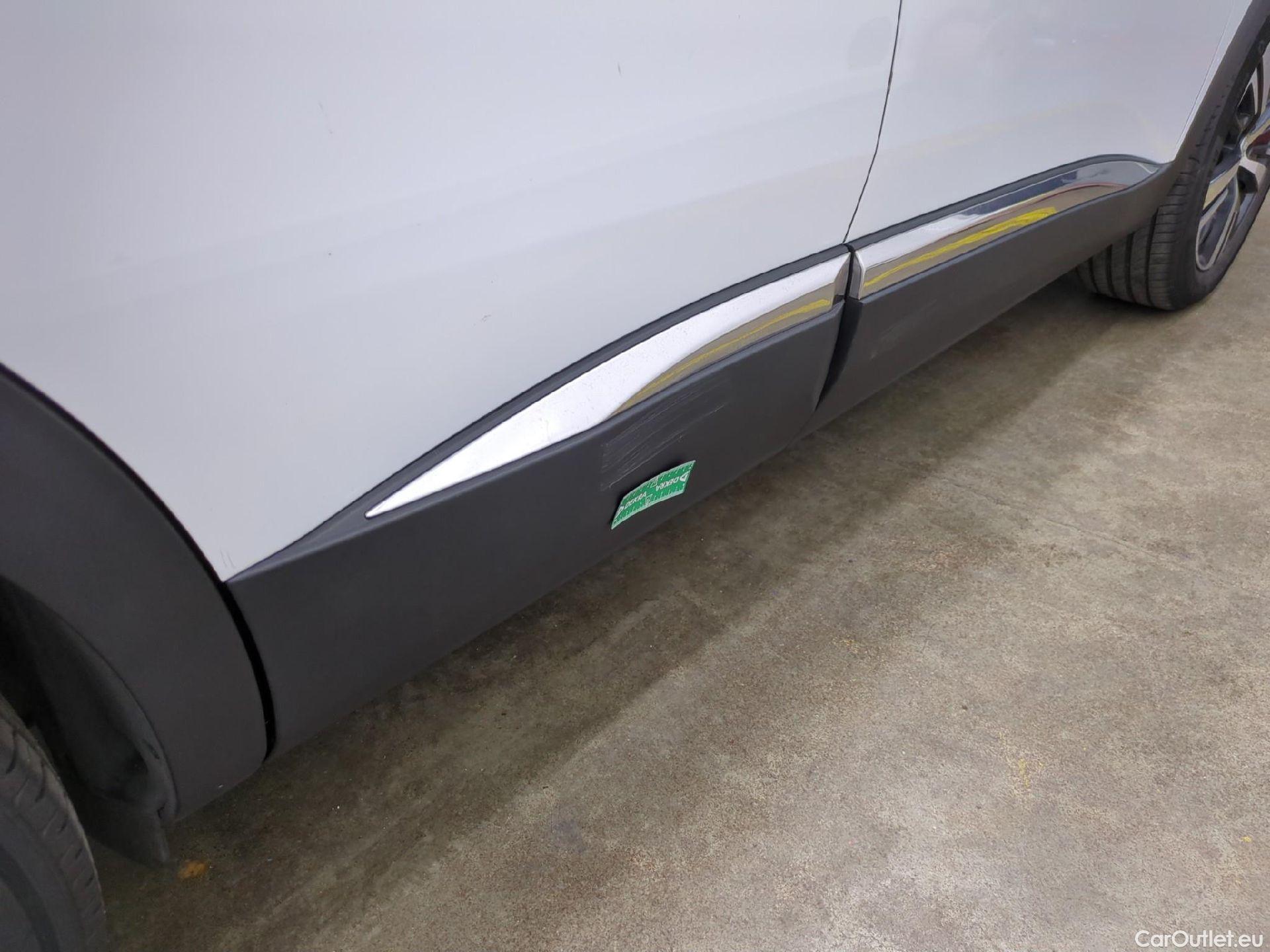  Peugeot  3008  Allure Business 1.2 PureTech 130CV BVA8 E6dT #33