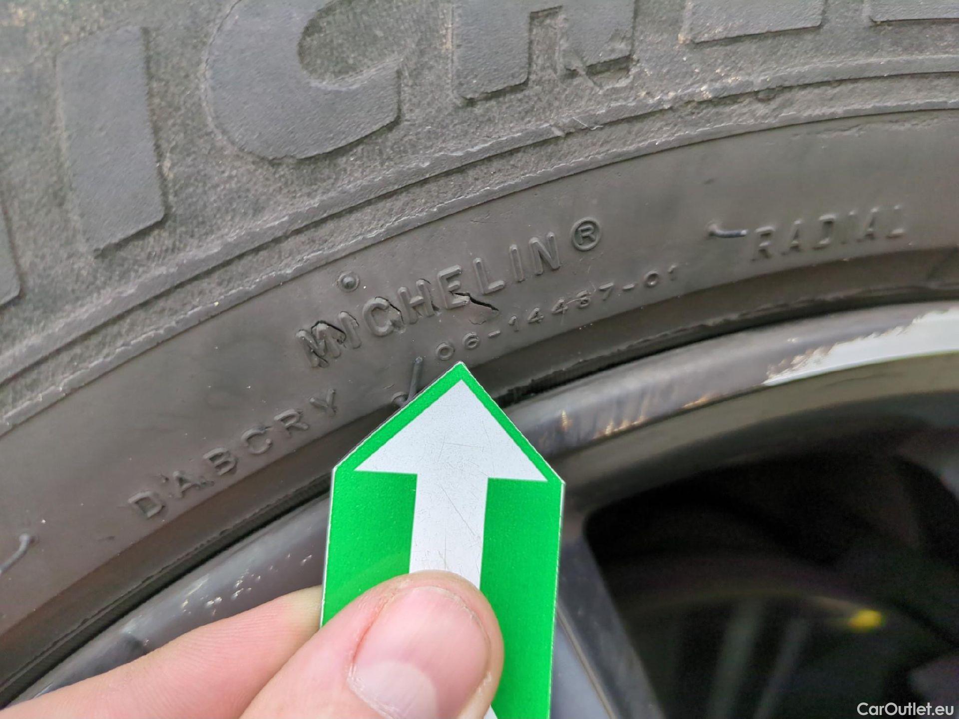  Peugeot  3008  II Allure 1.5 HDi 130CV BVA8 E6d #15