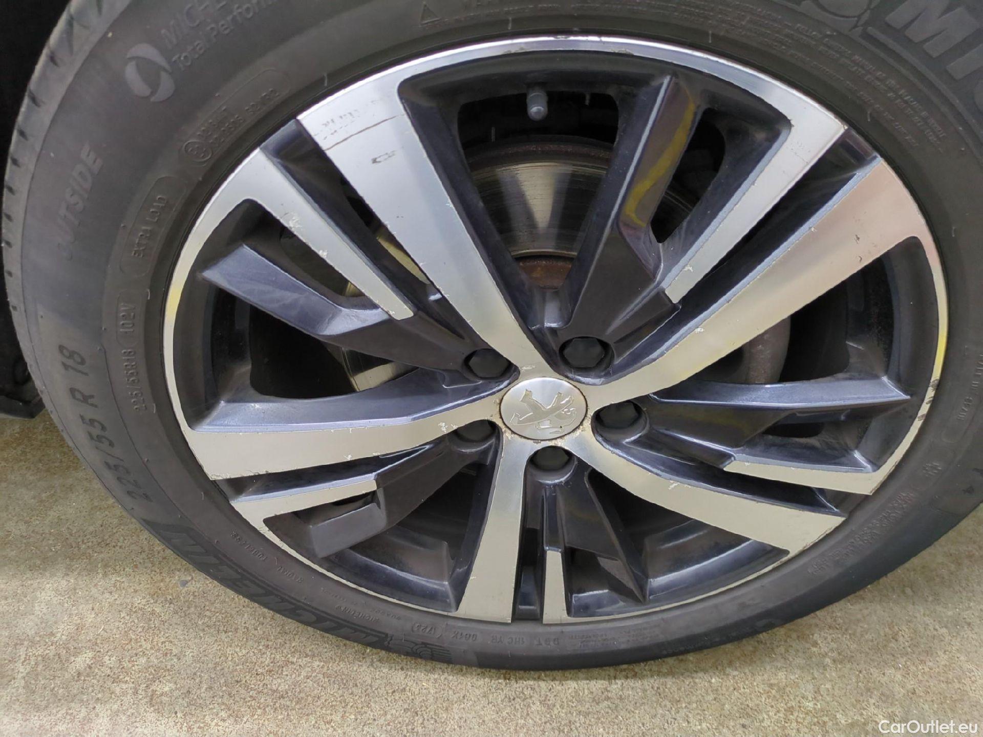  Peugeot  3008  Allure Business 1.2 PureTech 130CV BVA8 E6dT #6