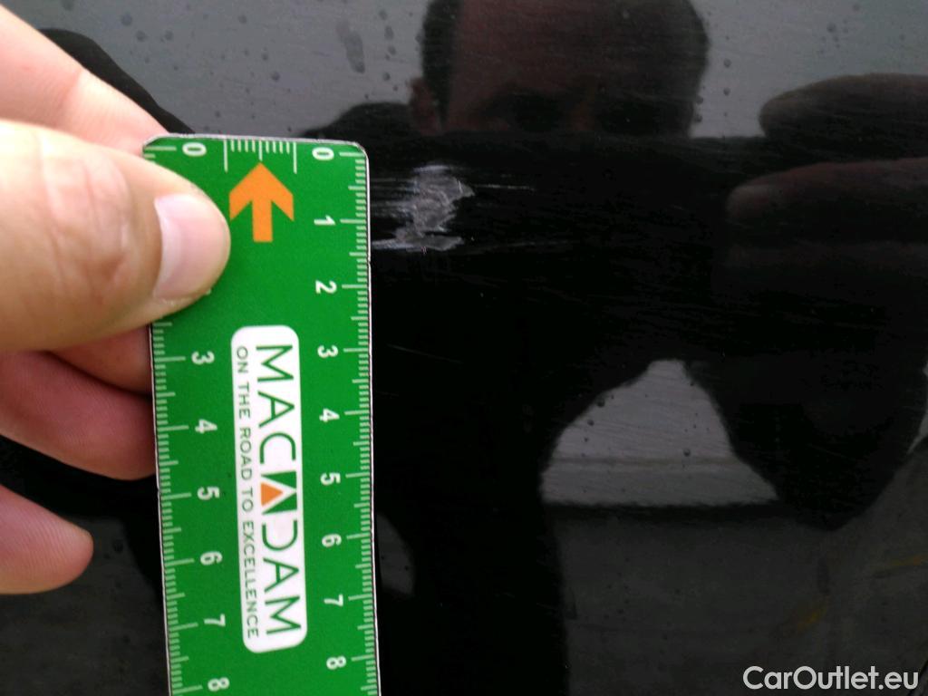  Mercedes  G-Klasee MERCEDES-BENZ GLC / 2019 / 5P / SUV GLC 300 de AMG Line 4Matic #19