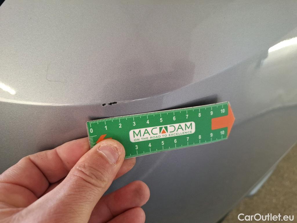  Opel   Grandland X Grandland X Elegance Business 1.5 130CV BVA8 E6d #42