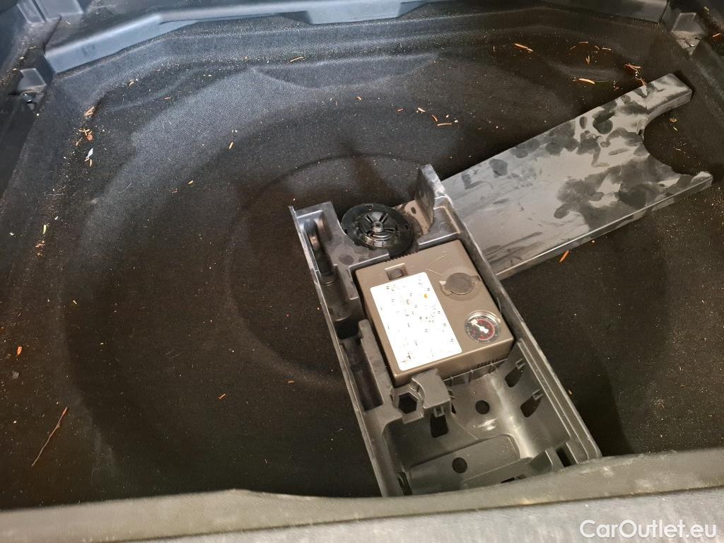  Peugeot  3008  II Active Pack 1.2 PureTech 130CV BVA8 E6d #39