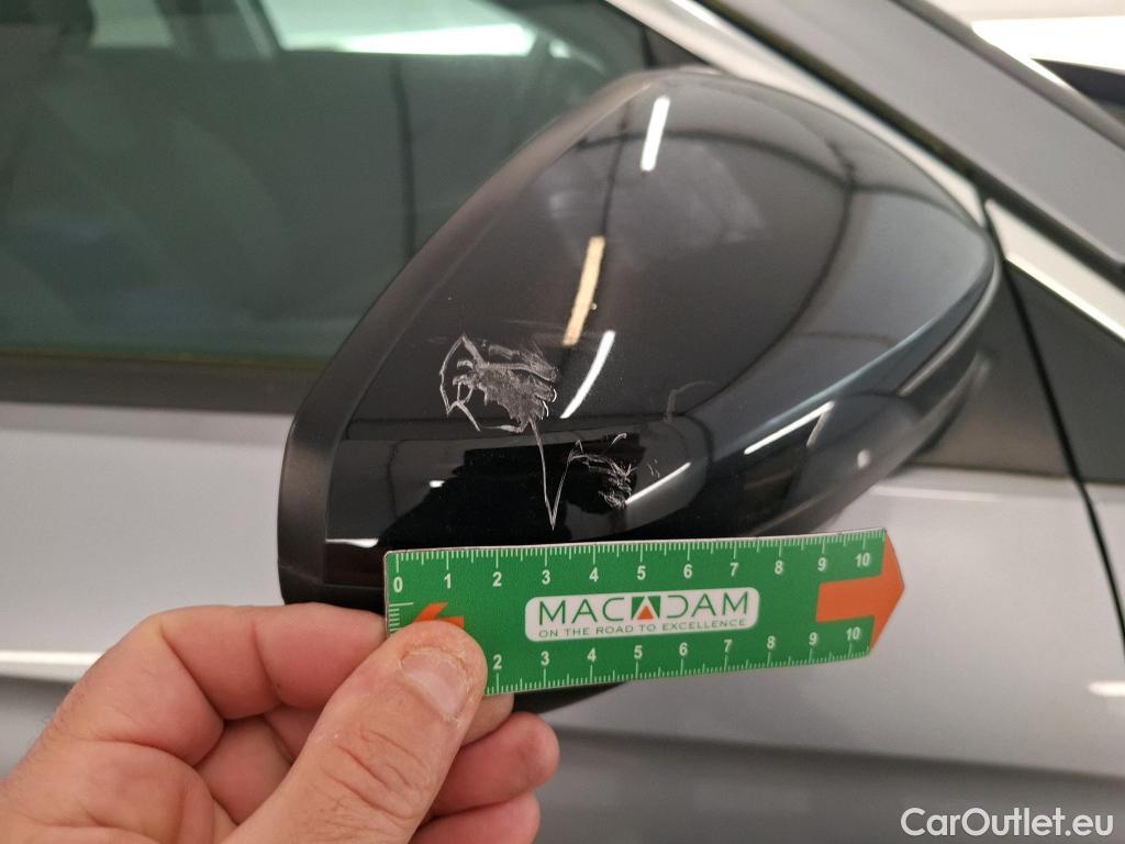  Opel   Grandland X Grandland X Elegance Business 1.5 130CV BVA8 E6d #21