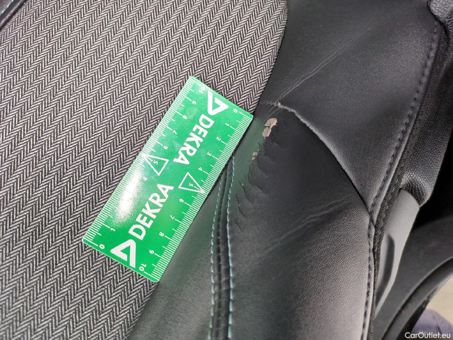  Peugeot  3008  II Allure 1.5 HDi 130CV BVA8 E6d #2