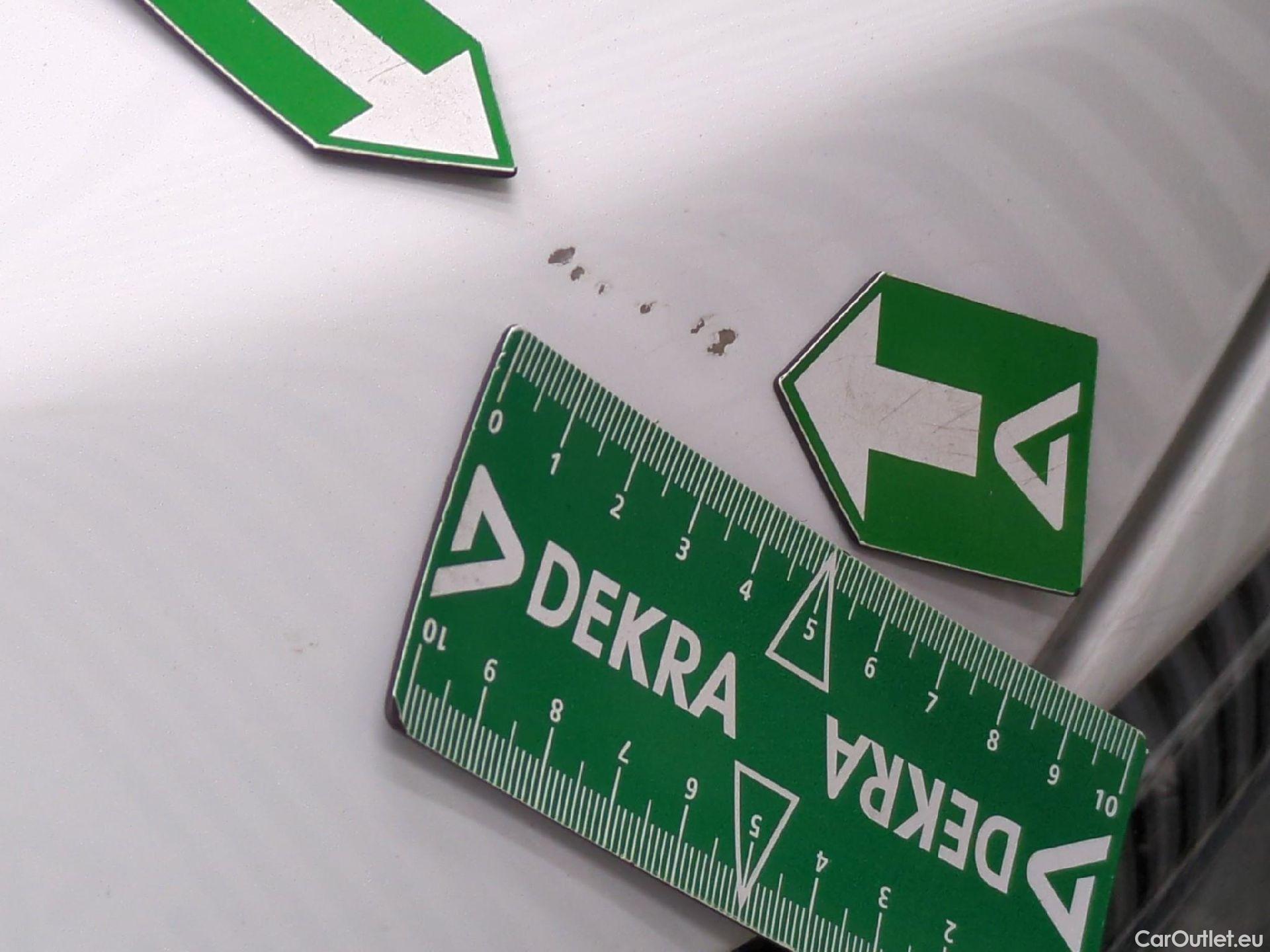  Peugeot  3008  Allure Business 1.2 PureTech 130CV BVA8 E6dT #24