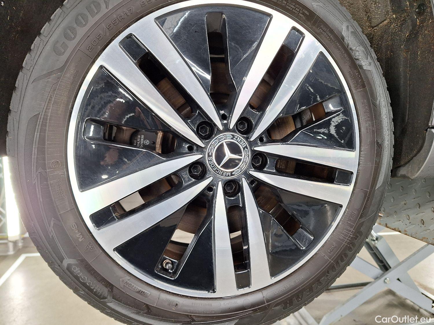  Mercedes  A-Klasse Mercedes, A-Class '18 PHEV, Mercedes-Benz  A 250 e Business Solution 5 #1