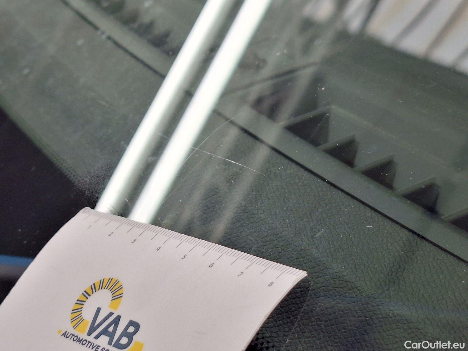  Peugeot  5008 Peugeot,  '16, Peugeot  1.5 BlueHDi 96kW S&S EAT8 GT Line 5d #51